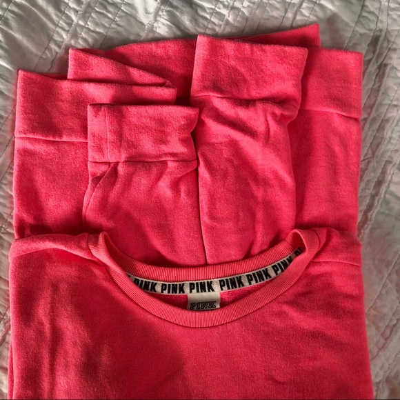 VS PINK sweatshirt - Picture 3 of 3